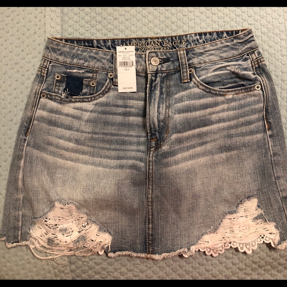 NEW American Eagle Jean Skirt with White Lace